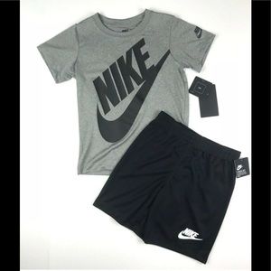 NIKE 2 Piece Set DRI-FIT Shirt & Shorts Boys Toddler Sz 28 M